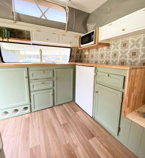 Vintage Caravan Makeover, Caravan Kitchen Renovation, Sage Green Caravan Interior, Caravan Toilet Ideas, Green Caravan Interior, Wallpaper For Camper, Camper Van Wallpaper, Retro Caravan Interiors, Campervan Green Interior