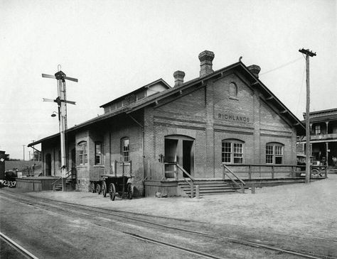 Richlands Train Station, Richlands, VA Old Train Station, Milwaukee Road, Railroad History, Western Town, St Marys, Grand Central Terminal, Rail Road, Train Depot, Train Stations