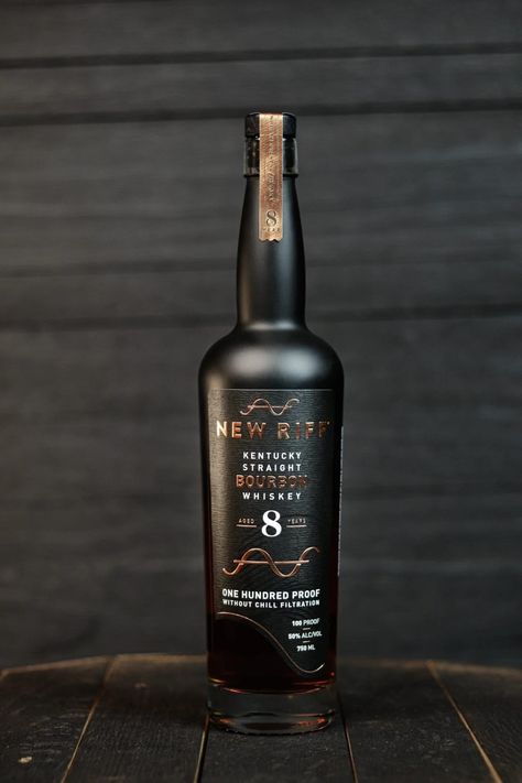 Review: New Riff Kentucky Straight Bourbon 8 Years Old - Drinkhacker Rye Bourbon, Kentucky Straight Bourbon Whiskey, Japanese Whisky, Straight Bourbon Whiskey, American Whiskey, Malted Barley, Tennessee Whiskey, Whiskey Cocktails, Irish Whiskey