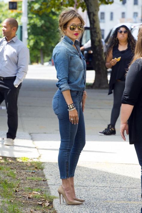 Jennifer Lopez Style Denim On Denim JLO #TheStoriedLife Lana Jackson DC Stylist The Storied Life Chambray Shirt Denim Outfit Womens Fashion Women's Style Casual Fall Style Fall Outfits Celebs Celeb Style Entertainment Celebrity Style Celebrity Style Celeb Style Canadian Tuxedo Casual Outfits Womens Denim Outfits Women’s Street Style Entertainment Celebrities Jennifer Lopez Street Style Fall Fashion Don Pedro, Denim On Denim, Double Denim, Outfit Jeans, Curvy Jeans, Looks Chic, Inspired Outfits, 가을 패션, Best Jeans