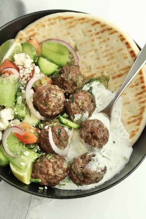 Beef Kofta Recipe, Kofta Meatballs, Meatballs Beef, Beef Kofta, Ground Beef Meatballs, Food Dolls, Kofta Recipe, Hot Spices, Ground Beef Dishes