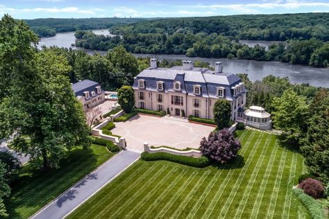 Colorado Ranch, New York Penthouse, Spa Lounge, Robb Report, Gate House, Spa Inspiration, River House, Waterfront Homes, Maine House