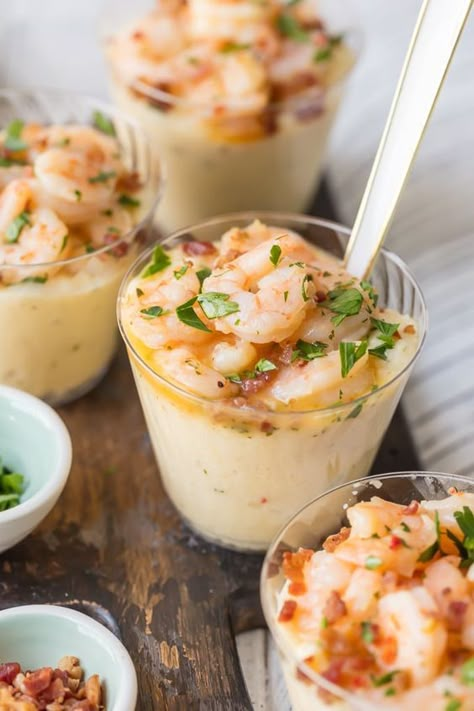 Shrimp and Grits Appetizer Cups (Garlic Butter Shrimp and Grits Recipe) - The Cookie Rookie® Masters Brunch, Shrimp And Grits Appetizer, Cup Appetizers For Party, Food Shooters, Grits Appetizer, Coastal Brunch, Brunch Dessert Ideas, Seafood Night, Easy Shrimp And Grits