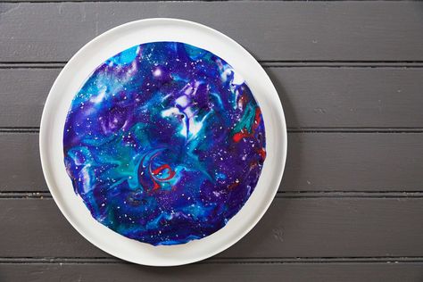 round galaxy cake Silver Sprinkles, Honeycomb Cake, Glaze Icing, Purple Food Coloring, Galaxy Cake, Chocolate Pound Cake, Yoghurt Cake, Purple Food, Yogurt Cake