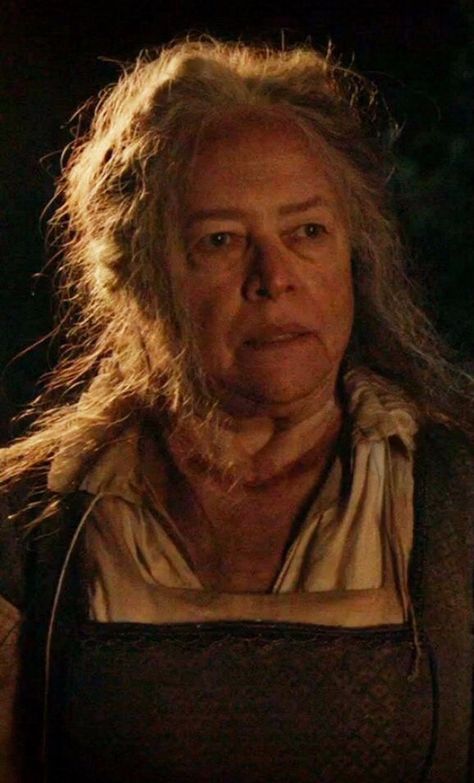 Kathy Bates as Agnes Mary Winstead as The Butcher, Roanoke. Ahs Roanoke Aesthetic, Ahs Party, Butcher Costume, American Horror Story Roanoke, Ahs Roanoke, Fred Claus, Ahs Characters, Kathy Bates, American Horror Story 3