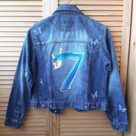 Hand Painted Denim, Painted Clothes Diy, Bts Clothing, Hand Painted Denim Jacket, Painted Denim Jacket, Bts Inspired Outfits, Diy Jacket, Bts Merch, Painted Denim