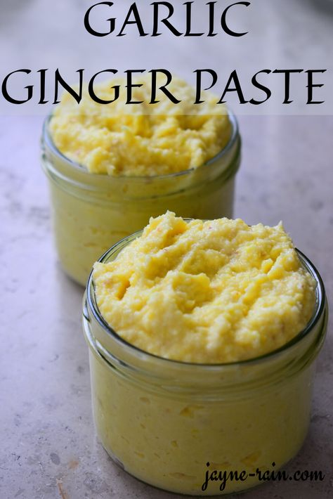 Garlic Ginger Paste, also known as garlic ginger masala is the perfect paste to jazz up any recipe. Leave out the salt for a salt-free version. #garlicgingerpaste #garlic #ginger #easyrecipes #healthyrecipes #condiments