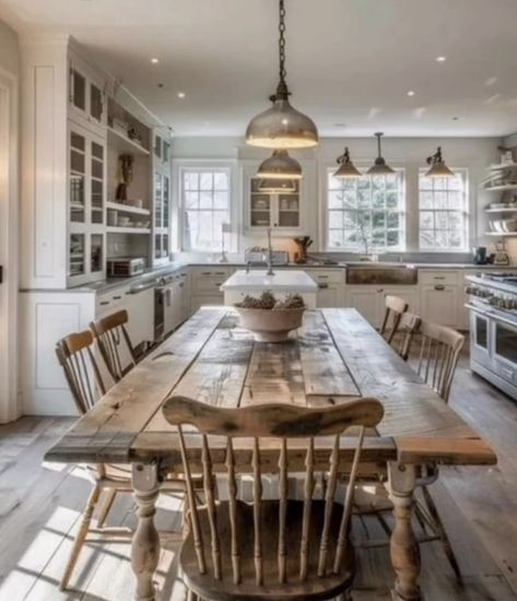 Farmhouse Kitchen Lighting Ideas, Kitchen Lighting Ideas, Farmhouse Dining Rooms Decor, Modern Farmhouse Dining Room, Farmhouse Kitchen Lighting, Farmhouse Kitchen Ideas, Modern Farmhouse Dining, Scandinavian Designs, Minimalist Kitchen Design