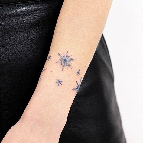 Small Nature Tattoo, Minnie Tattoo, Snowflake Tattoo, Snow Tattoo, Tattoos For Women Small Meaningful, Snow Flake Tattoo, Ankle Tattoos For Women, Paw Tattoo, Arm Band Tattoo