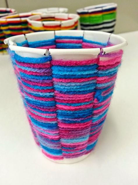 I have been SO excited to blog about my new and improved cup weaving lesson! So last year I attempted to do cup weaving with my some o... Cup Weaving, Paper Cup Crafts, Yarn Crafts For Kids, Weaving For Kids, 4th Grade Art, Fun Friday, Cup Crafts, Elementary Art Projects, Sewing Stitches