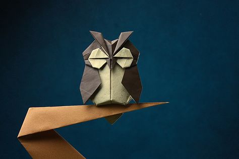 Easter Origami, Owl Origami, Cat Origami, Origami Game, Owl Tutorial, Craft Origami, Origami Birds, Owl Paper, Jungle Decorations