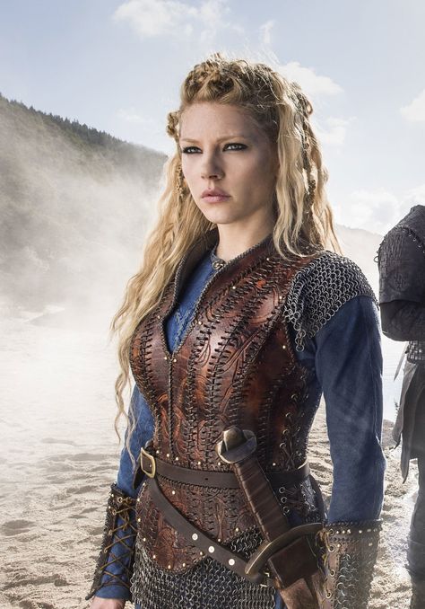 Wallpaper Vikings, Katheryn Winnick Vikings, Lagertha Lothbrok, Kathryn Winnick, Lagertha Vikings, Lagertha Hair, Vikings Lagertha, Viking Warrior Woman, Costume Viking