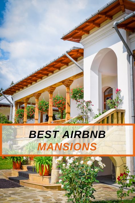 Coolest Airbnb mansions for rent in the US Large Beach House, Coolest Airbnb, Amazing Airbnb, Airbnb Marketing, Luxury Beach Vacation, Unique Vacation Rentals, Best Airbnb, Group Trip, Airbnb House