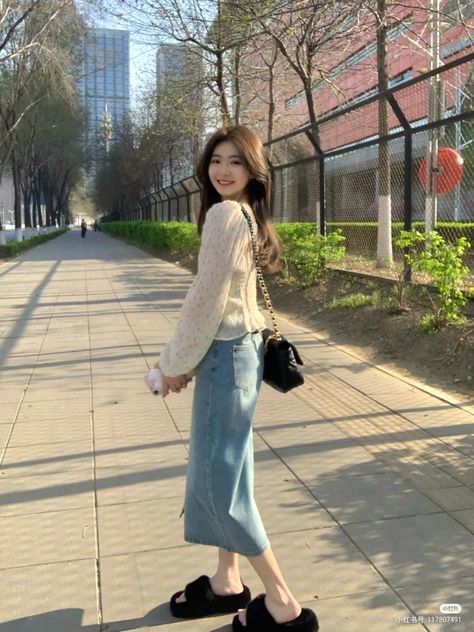 Picnic Outfit Korean, Tita Outfit, Outfits Quiz, Picnic Outfit, Korean Outfit Street Styles, Outfit Korean, Korean Casual Outfits, Asian Style, Korean Outfits