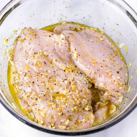 Easy Lemon Chicken Marinade Lemon Chicken Marinade, Lemon Marinade, Chicken Thigh Marinade, Chicken Breast Crockpot, Grilled Peach Salad, Marinate Chicken, Chicken Breast Crockpot Recipes, Crockpot Chicken Breast, Salad Recipe Ideas