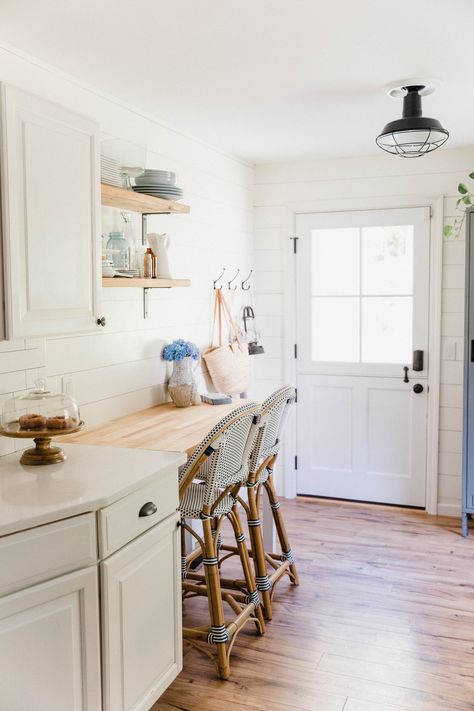 Small Kitchen Breakfast Nook, Bunkie Ideas, Lauren Mcbride, Kitchen Goals, Kitchen Updates, Mud Room Storage, Kitchen Blinds, Coastal Modern, Kitchen Nook