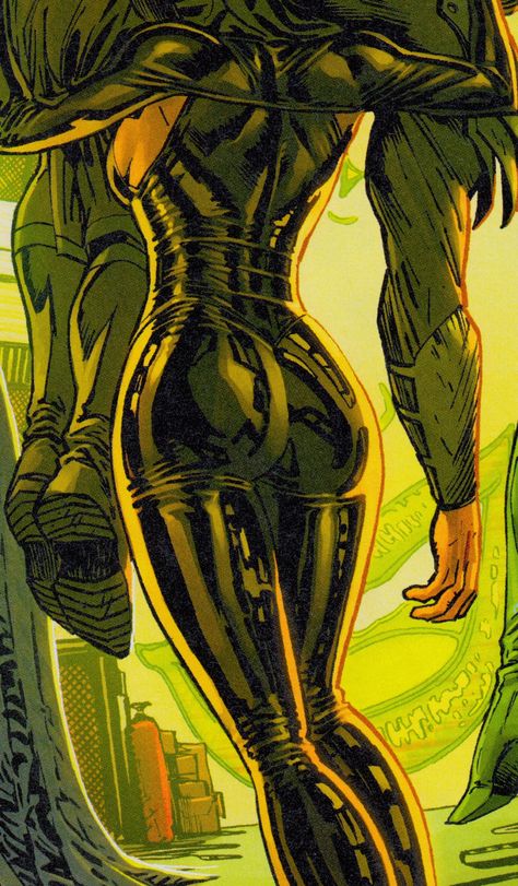 Superhero Muscle, Ultron Wallpaper, Catwoman Comic, Catwoman Selina Kyle, Black Cat Marvel, Dc Comics Wallpaper, Cat Woman, Batman And Catwoman, Comic Book Artwork