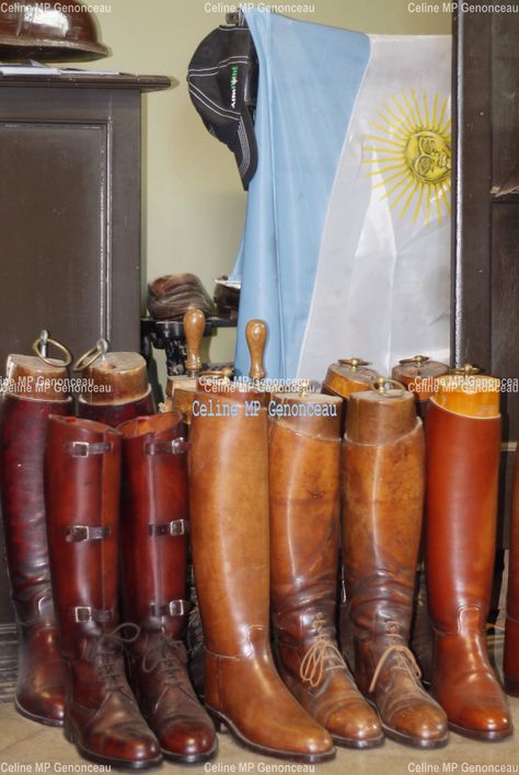 British Style Interior, Out Of Africa Style, Mens Tall Boots, Polo Boots, Polo Grounds, Polo Team, Equestrian Decor, Classic Clothing, Argentina Travel