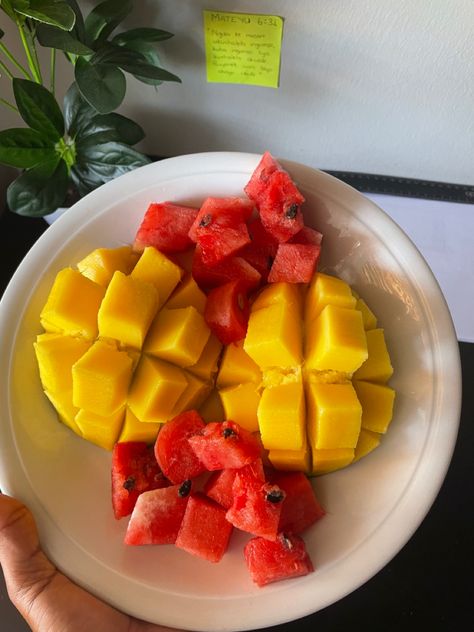 Mangoes Aesthetic, Mango And Watermelon, Mango Aesthetic, Fruits Salad, Lego Food, Aesthetic Fruit, Fruit Aesthetic, Party Monster, Mango Fruit