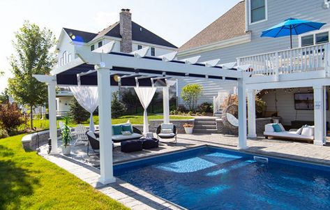 Trex Offers Pergola/Shade Structure Trex Pergola, Succulent Garden Diy Indoor, Pool Gazebo, Deck Shade, Pool Pergola, Pool Shade, Backyard Shade, Pergola Ideas, Pergola Design