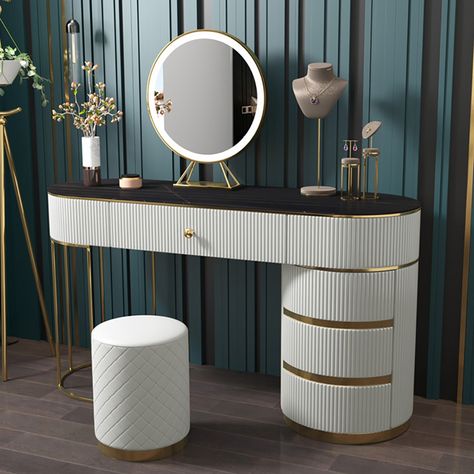 Small Moody Office, Vanity Van, Gym At Home Ideas, Mini Gym At Home Ideas, Mini Gym At Home, Moody Office, White Makeup Vanity, Mini Gym, Makeup Vanity Table