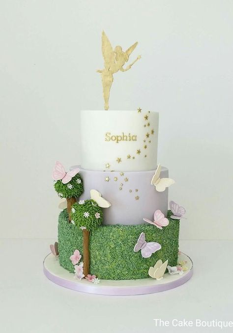 Fairy butterflies enchanted forest woodland cake Fairy Garden Birthday Cake, Tinkerbell Birthday Cakes, Fairy Garden Cake, Baby Shower Cupcakes For Girls, Rodjendanske Torte, 4de Verjaardag, Fairy Birthday Cake, Tinkerbell Birthday, Tinkerbell Cake