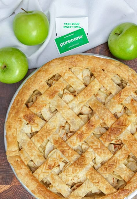 Fresh Apple Pie Recipe, Sugar Free Apple Pie, Apple Pie Lattice, Classic Apple Pie Recipe, Pumpkin Pie Crust, Sugar Free Pie, Lattice Pie Crust, Apple Pie Filling Recipes, Pie Spice Recipe