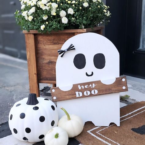 I mean, come on 👻 obsessed with ghosts, so of course I made these cuties. The little hands with the hey boo sign is perfect! . . So who's ready $24 for my.hey boo porch ghost (Will be doing a big batch once again ) #handmade#wooddecor#rusticpallet#woodworking#supportsmallbusiness#supporthandmade#falldecor#porch#heyboo#ghosts#styledporch Hey Boo Sign, Boo Sign, Fall Stuff, Hey Boo, Of Course, Halloween Decorations, Porch, Ghost, Woodworking