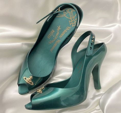 Aesthetic Heels, Vivienne Westwood Shoes, Pretty Heels, Dr Shoes, Vivienne Westwood Anglomania, Shoe Inspo, Aesthetic Shoes, Swag Shoes, Shoe Closet