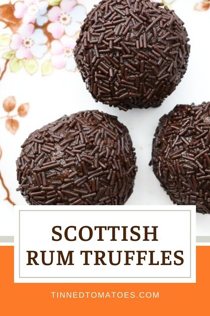 Scottish Rum Truffles - These traditional Scottish chocolate truffles are made in homes and bakeries. They're made with digestive biscuits and coconut. The rum can be substituted with orange juice. Suitable for vegetarians and vegans. Brandy Truffles Recipe, Vegan Rum Balls, Rum Truffles Recipe, Scottish Desserts Traditional, Liquor Truffles, Brandy Balls, Boozy Balls, Scottish Desserts, Rum Truffles