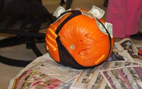 The parents who entered this pumpkin into the carving contest AND WON: Funny Pumpkin Carvings, Pumkin Decoration, Halloween Carving, Cute Pumpkin Carving, Halloween Pumpkin Carving Stencils, Pumkin Carving, Pumpkin Carving Contest, Pumpkin Carving Stencils, Pumpkin Carving Designs