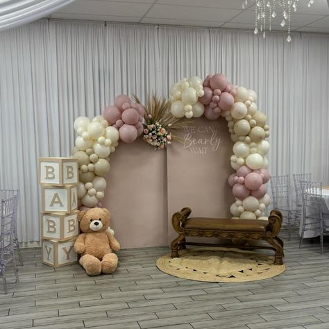 We Can Bearly Wait Baby Shower🤍🧸 . Full Backdrop Setup & Balloon Centerpieces provided by us ✨ #babyshowerideas #wecanbearlywait #bearbabyshower #babygirls #balloondecor #backdroprentals #eventdecor #palmdale #lancaster #antelopevalley #sfv #santaclarita #818 #661 Bearly Wait Baby Shower Ideas Girl, We Can Bearly Wait Baby Shower Theme Girl, Barely Wait, Backdrop Setup, Mexican Baby Shower, Bear Baby Shower Theme, We Can Bearly Wait