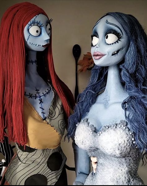 Corpsebride Emily, Sally Halloween Costume, Sally Makeup, Emily Corpse Bride, Sally Costume, Tim Burton Characters, Pretty Halloween Costumes, Nightmare Before Christmas Halloween, Halloween Party Outfits