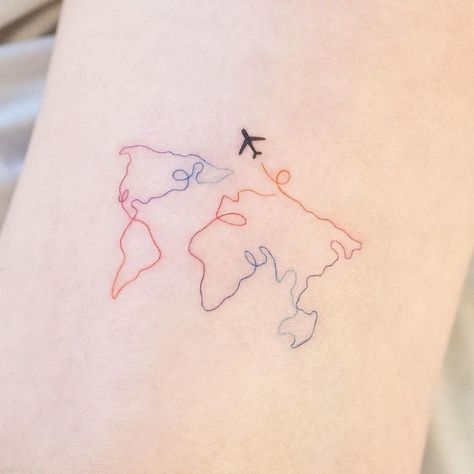 Aviation Tattoo, Pilot Tattoo, Circular Tattoo, Map Tattoo, Plane Tattoo, Crazy Tattoos, Airplane Tattoos, Ear Tattoo Ideas, Map Tattoos