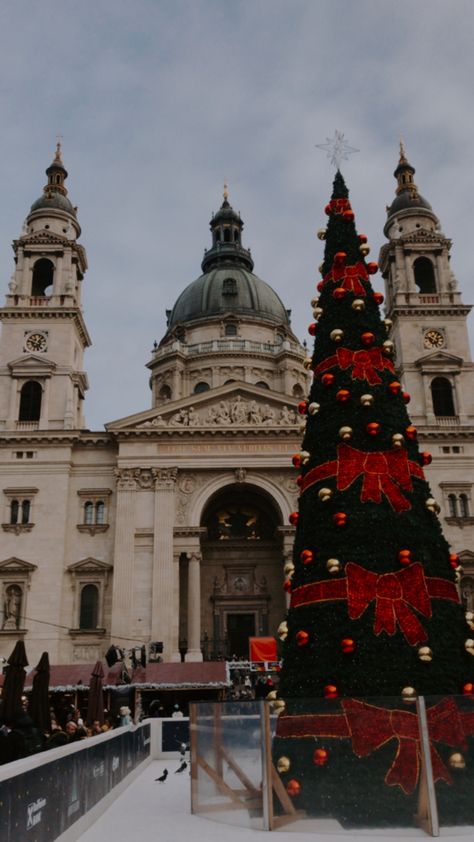 Budapest Christmas Aesthetic, Christmas Moodboard, Budapest Christmas, Europe Christmas, December Aesthetic, Dominik Szoboszlai, European Christmas, Christmas In Europe, Christmas December