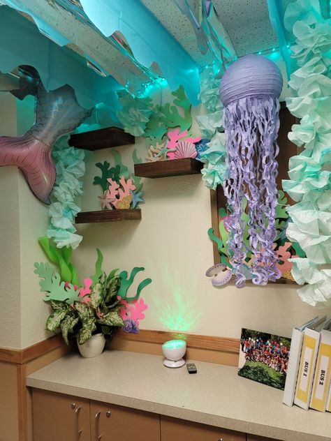 Under The Sea Room Aesthetic, Underwater Bathroom, Enchantment Under The Sea Dance, Cafeteria Decorations, School Cafeteria Decorations, Under The Sea Classroom, Under The Sea Bathroom, Under The Sea Decor, Sea Bathroom Decor