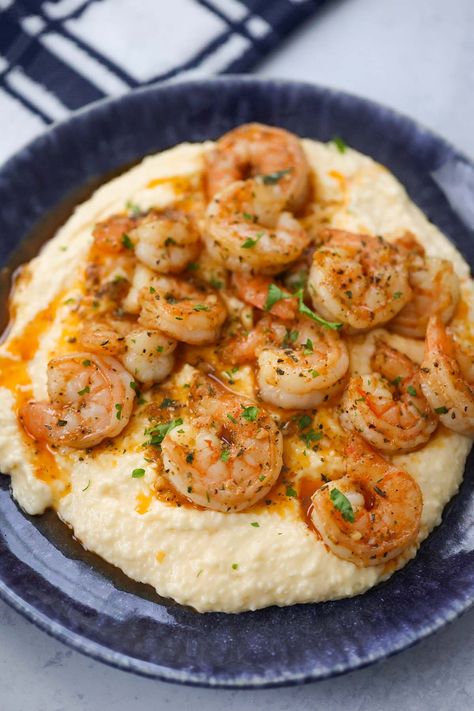 Spicy Shrimp and Grits Spicy Shrimp And Grits, Best Shrimp And Grits Recipe, Easy Shrimp And Grits, Shrimp Grits Recipe, Southern Grits, Quick Grits, Recipe For Shrimp, Cajun Shrimp And Grits, Garlicky Shrimp