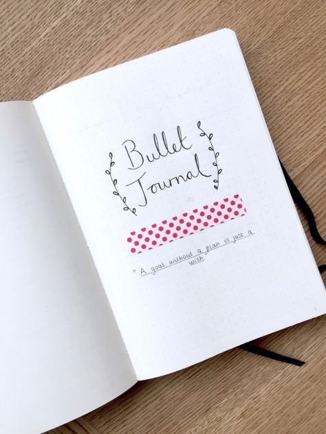 Bullet Journal 1st Page, Bullet Journal First Page, October Bullet Journal, Journal Format, Book And Coffee, Coffee Desserts, Goals Bullet Journal, Bullet Journal 2019, Bullet Journal Pages