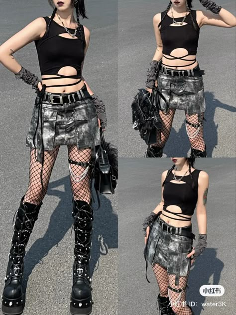 Punk Style 2023, Rave Outfits Mini Skirt, Dark Harajuku Outfits, J Punk Fashion, Dark Concert Outfit, Concert Black Outfit, Edgy Goth Outfits, Club Y2k Outfits, Techno Club Outfit