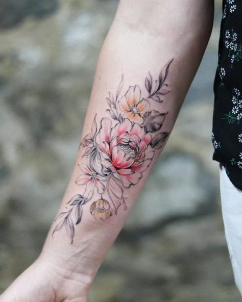 Dy | Tatouage fleur Montreal, Montreal Flower Tattoo Montreal Tattoo, Floral Arm Tattoo, Colorful Flower Tattoo, Black Line Tattoo, Tattoo Shading, Explore Tattoo, Fine Line Tattoo, Floral Tattoo Sleeve, Line Tattoo