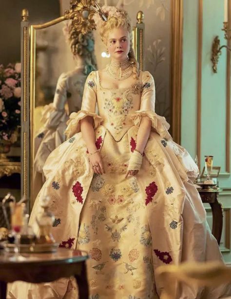 Period Drama Aesthetic, Period Drama Costumes, Georgian Dress, French Dresses, Marie Antoinette Dresses, Drama Aesthetic, Rococo Fashion, 18th Century Costume, Period Dress