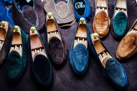 Does anyone know where to buy relatively inexpensive Belgian loafers, such as the ones that... Prince Shoes, Belgian Loafers, Der Gentleman, Best Shoes For Men, Luxury Sneakers, Men Loafers, Shoe Show, Green Suede, Best Sneakers