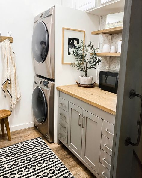 Laundry Nook, Stacked Laundry Room, Pantry Laundry Room, Small Laundry Room Organization, Dream Laundry Room, Mudroom Laundry Room, Laundry Room Layouts, Laundry Room Renovation, Modern Laundry Rooms