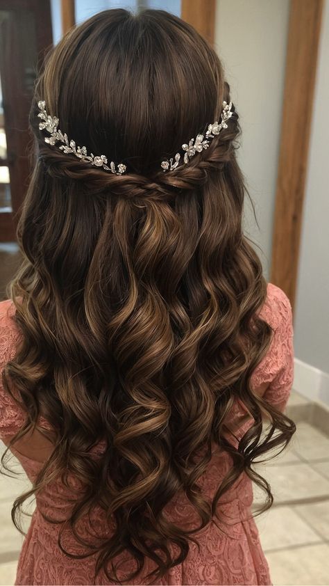 Half Up Down Prom Hair, Bridal Updo Half Up Half Down, Grade 8 Graduation Hairstyles, Curled Prom Hair Half Up, Long Curly Hair Half Up Half Down, Grad Hairstyles For Long Hair, Half Up Half Down Braid Hairstyles, Hairstyles For Grad, Quince Dama Hairstyles