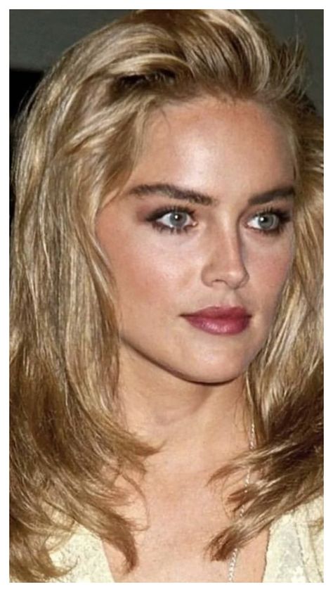 Sharon Stone Hairstyles, 90’s Hairstyles, Sharon Tate, Celebrity Perfume, Sharon Stone, 90s Hairstyles, Model Face, Old Hollywood Glamour, Ginger Hair