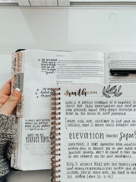 Church Notes, Inspire Bible, Study Notebook, Journal Notes, Bible Journaling Ideas Drawings, Bible Doodling, Bible Journal Notes, Bible Ideas, Inspire Bible Journaling