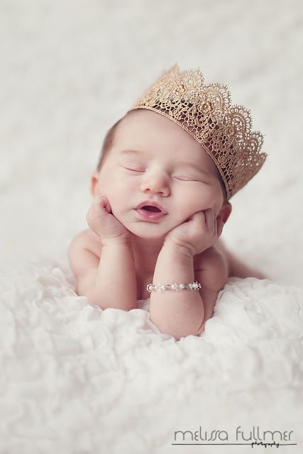 Newborn Photography / Newborn Photoshoot / Baby Photos Baby Fotografie, Adorable Newborn, Baby Sleep Problems, Foto Baby, Newborn Shoot, Newborn Baby Photography, Newborn Photoshoot, Newborn Pictures, Baby Photoshoot