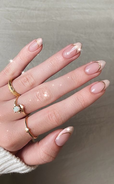 #january #januarynails #nails #nailsofinstagram #nailstagram #glitternails #glitter #opal #opaline #opalnails #gold #goldnails #aesthetic #almond #almondnails #almondshapednails #valentines #valentinesdaynails #valentinesnails #februarynailsideas #february Gold Chrome Oval Nails, Oval Nails Gold Tips, Gold Oval Opal Ring Fine Jewelry, Gold French Tips Almond, Almond Nails Gold Tips, Opal Nails, Fancy Nails Designs, Minimal Nails, Casual Nails