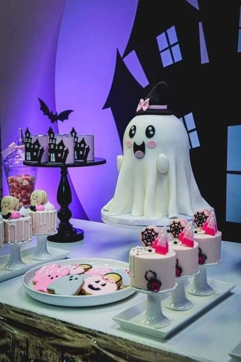 2nd Birthday Party Halloween Theme, Ghost Gender Reveal Ideas, Colorful Halloween Party, Pink Halloween Birthday Cake, 1st Halloween Birthday Party, October Birthday Ideas, Halloween Themed Cakes, Diy Halloween Baby, Halloween Shower Ideas