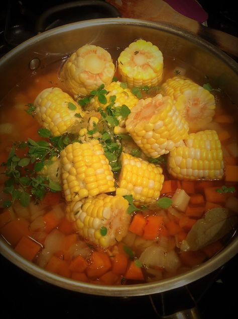 Light Peruvian Summer Corn Cob Soup : Plants-Rule Soup With Corn On The Cob, Corn On The Cob Soup, Corn Cob Soup, Peruvian Salad, Corn With Cheese, Vegan Soup Recipes Easy, Corn Images, Peruvian Corn, Summer Vegetable Soup